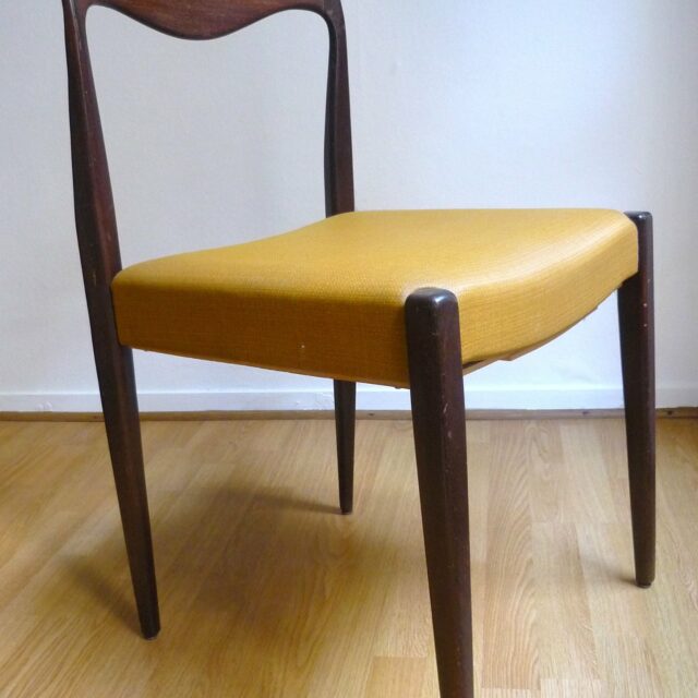 Chaises dlg Niels O. Moller 1